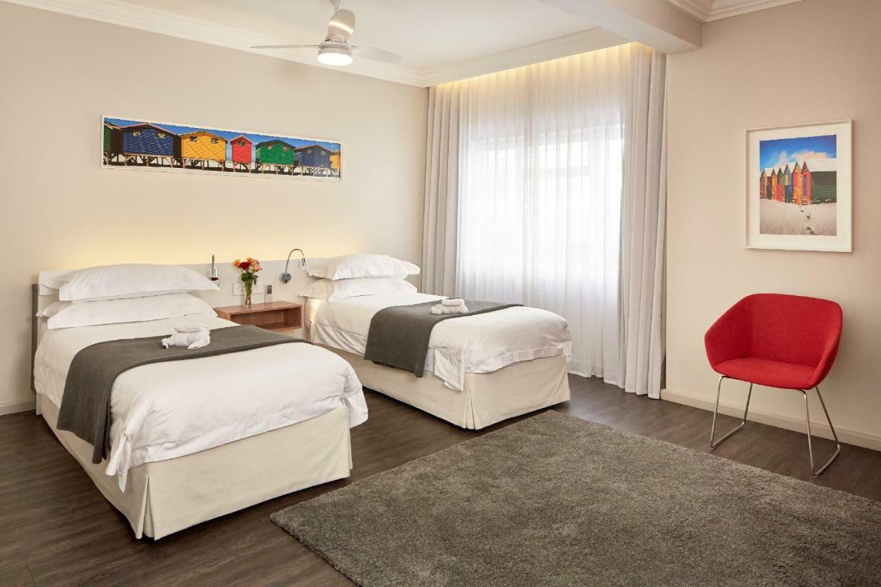 First Group Riviera Suites Kaapstad Buitenkant foto